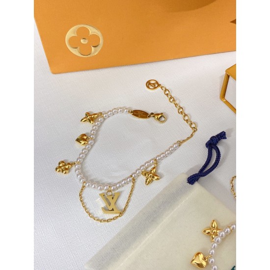 LV Jewelry Ring 