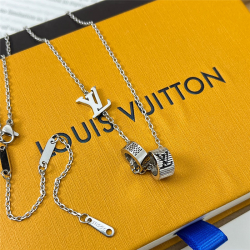 LV Jewelry Ring 