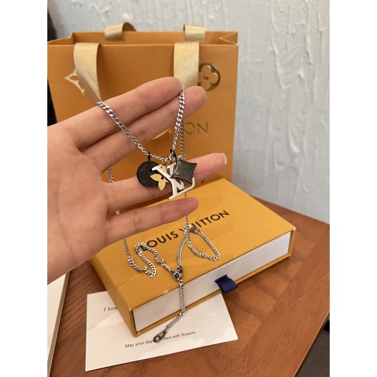 LV Jewelry Ring 