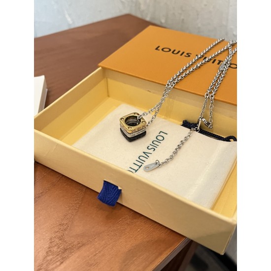 LV Jewelry Ring 