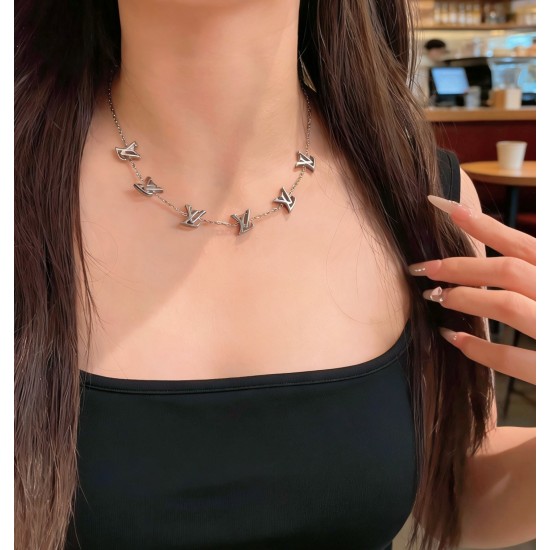 LV Jewelry Ring 