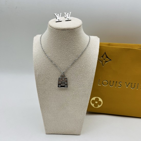 LV Jewelry Ring 