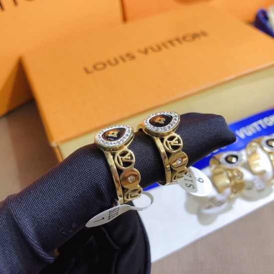 LV Jewelry Ring 
