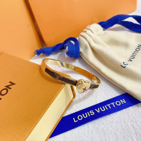 LV Jewelry Ring 