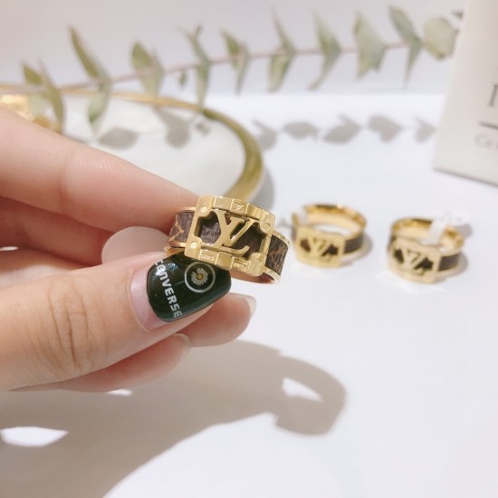 LV Jewelry Ring 