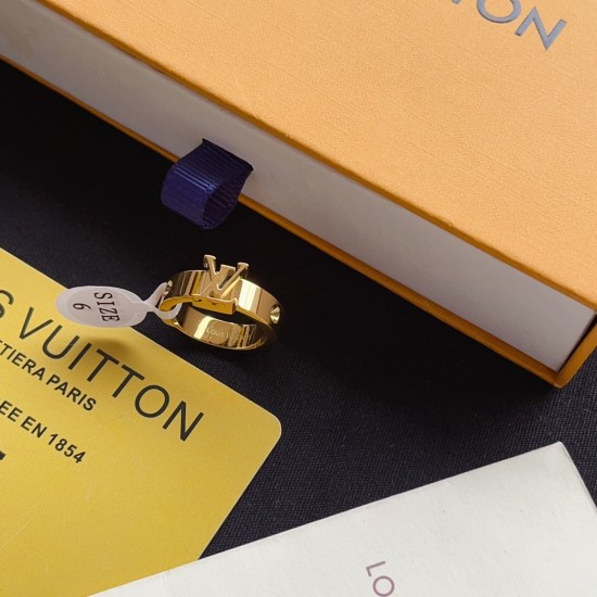 LV Jewelry Ring 