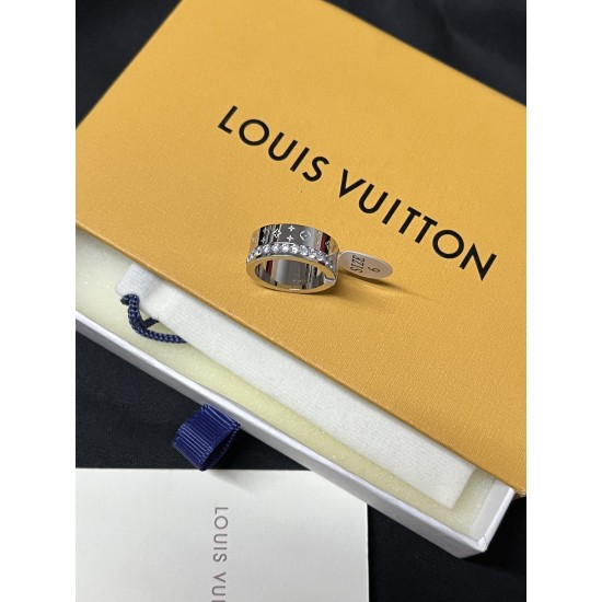 LV Jewelry Ring 