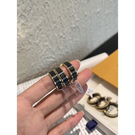 LV Jewelry Ring 