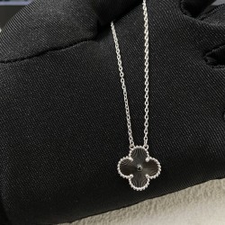 Van Cleef Necklace