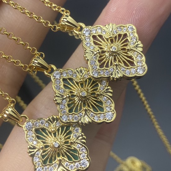 Van Cleef Necklace