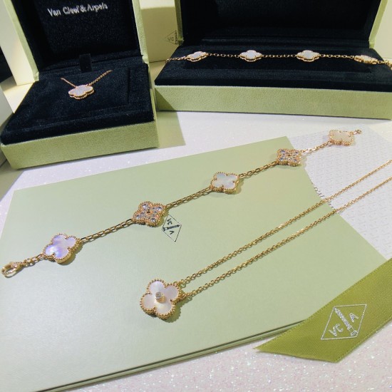 Van Cleef Necklace