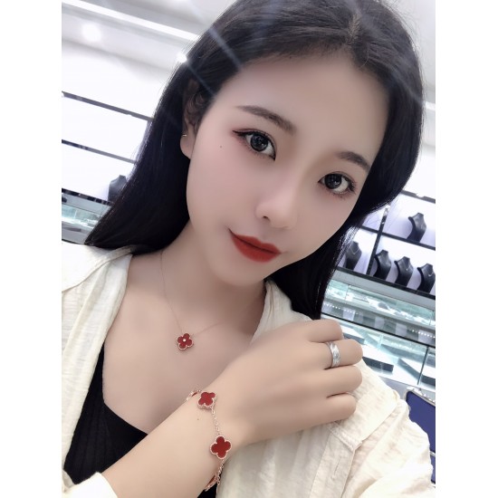 Van Cleef Necklace