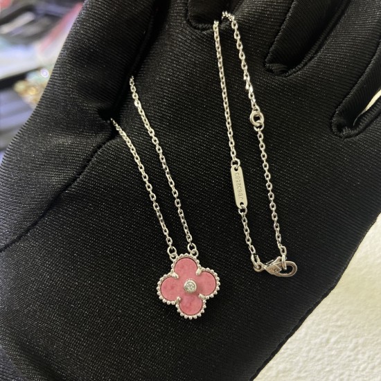 Van Cleef Necklace