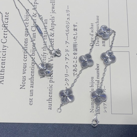 Van Cleef Necklace