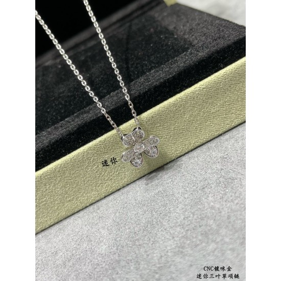 Van Cleef Necklace