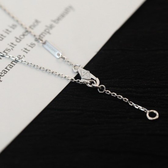 Van Cleef Necklace