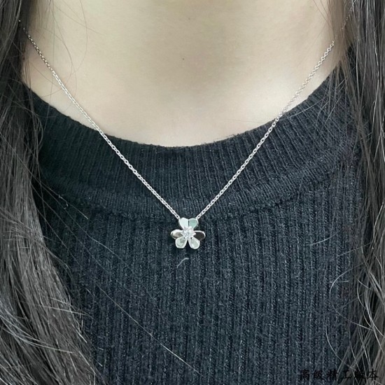 Van Cleef Necklace