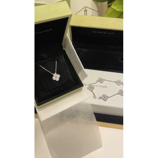 Van Cleef Necklace