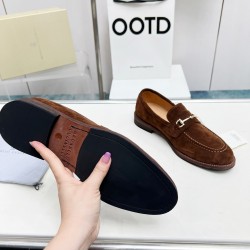 Brunello Shoes: Top Quality