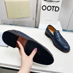 Brunello Shoes: Top Quality