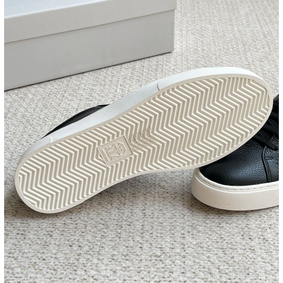 Brunello Shoes: Top Quality