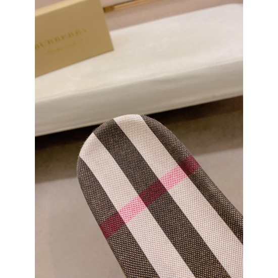 Burberry Shoes: Top Quality