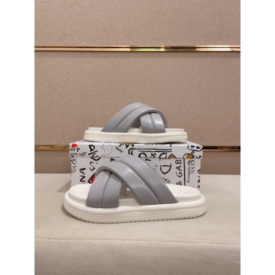 DG Shoes: Top Quality