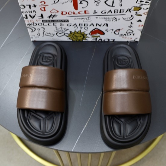 DG Shoes: Top Quality