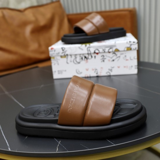 DG Shoes: Top Quality