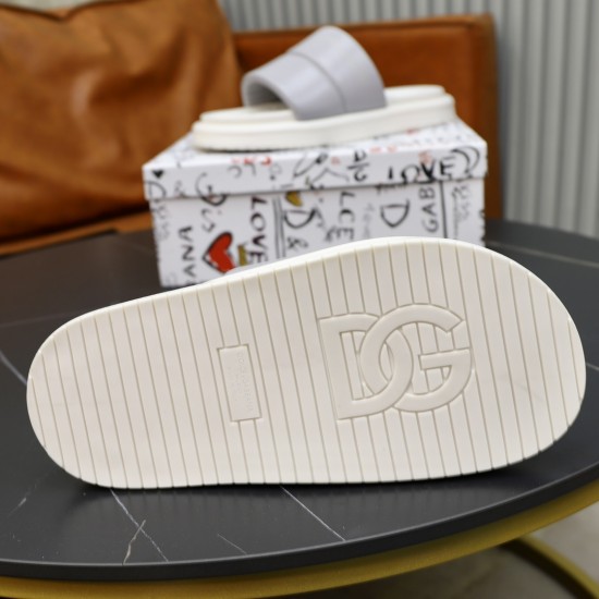 DG Shoes: Top Quality