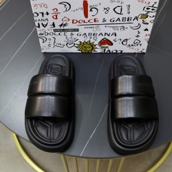 DG Shoes: Top Quality