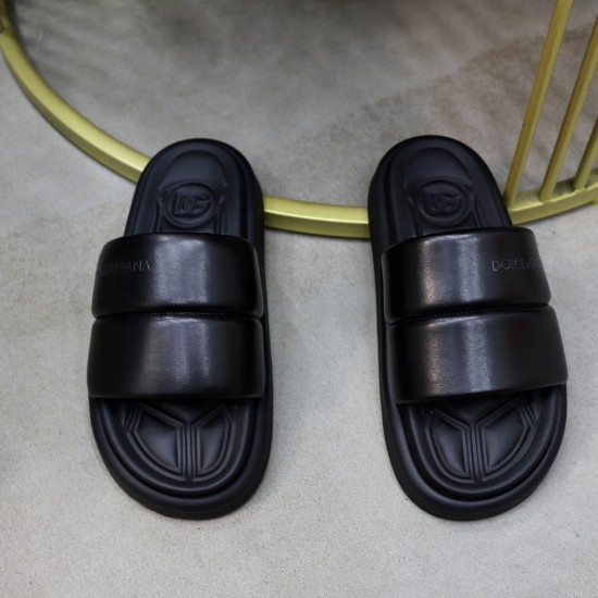 DG Shoes: Top Quality