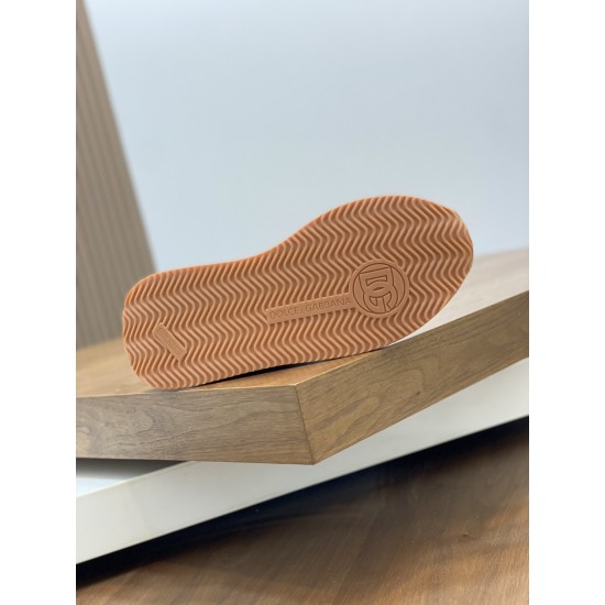 DG Shoes: Top Quality