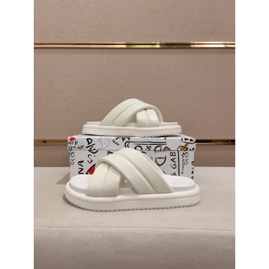 DG Shoes: Top Quality