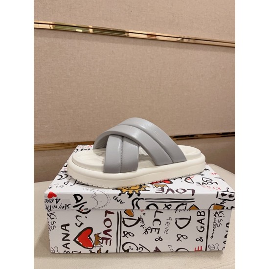 DG Shoes: Top Quality
