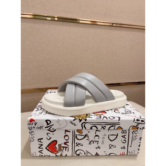 DG Shoes: Top Quality