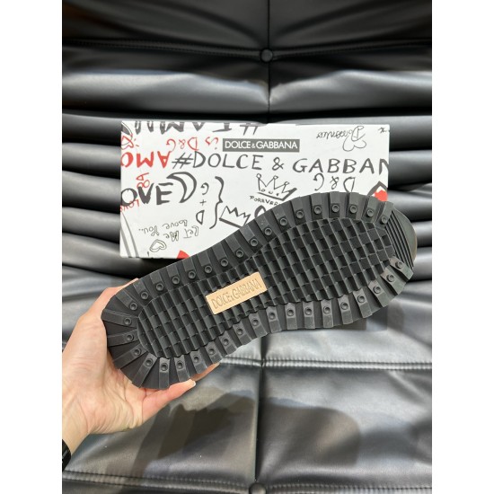 DG Shoes: Top Quality