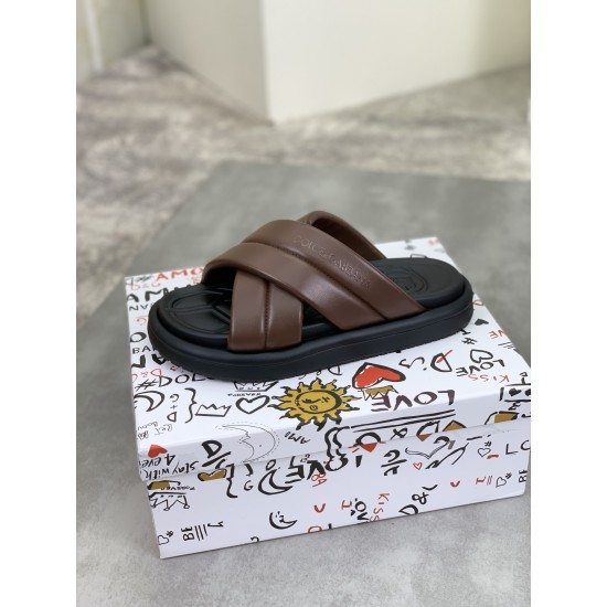 DG Shoes: Top Quality