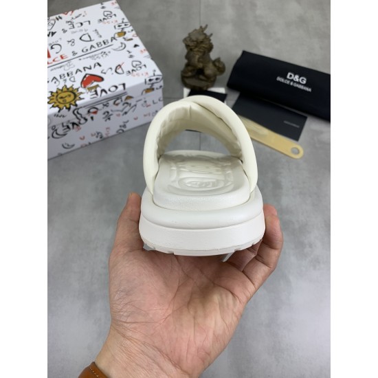 DG Shoes: Top Quality