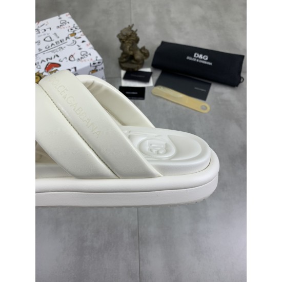 DG Shoes: Top Quality