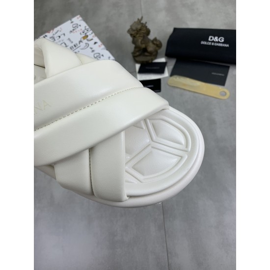 DG Shoes: Top Quality
