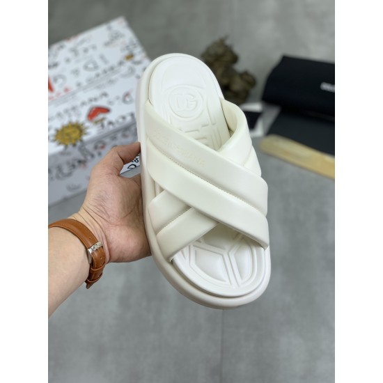 DG Shoes: Top Quality
