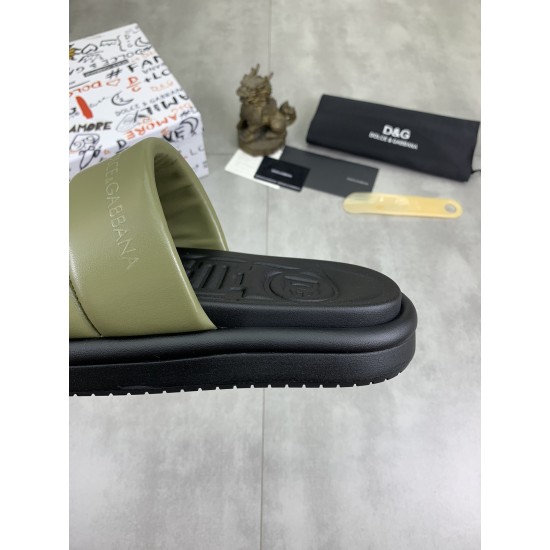 DG Shoes: Top Quality