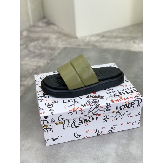 DG Shoes: Top Quality