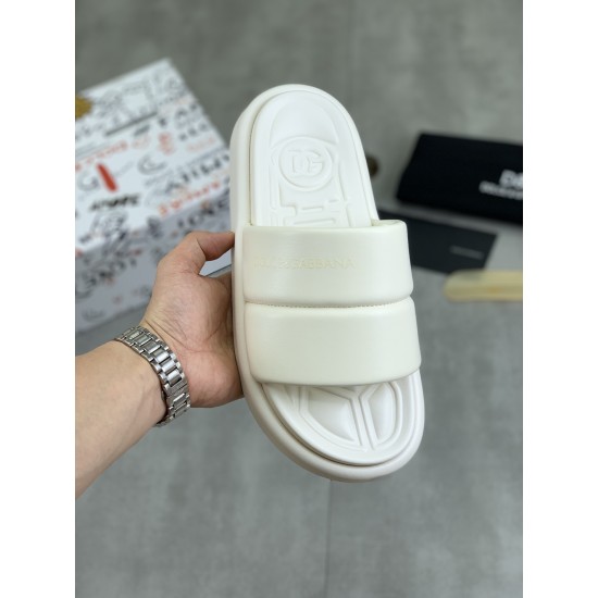DG Shoes: Top Quality