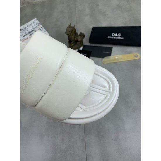 DG Shoes: Top Quality