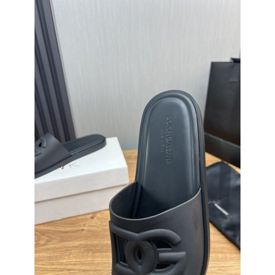 DG Shoes: Top Quality