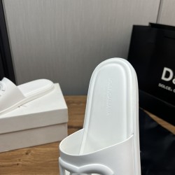 DG Shoes: Top Quality