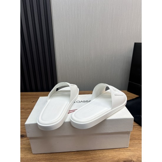 DG Shoes: Top Quality