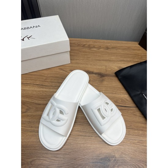 DG Shoes: Top Quality